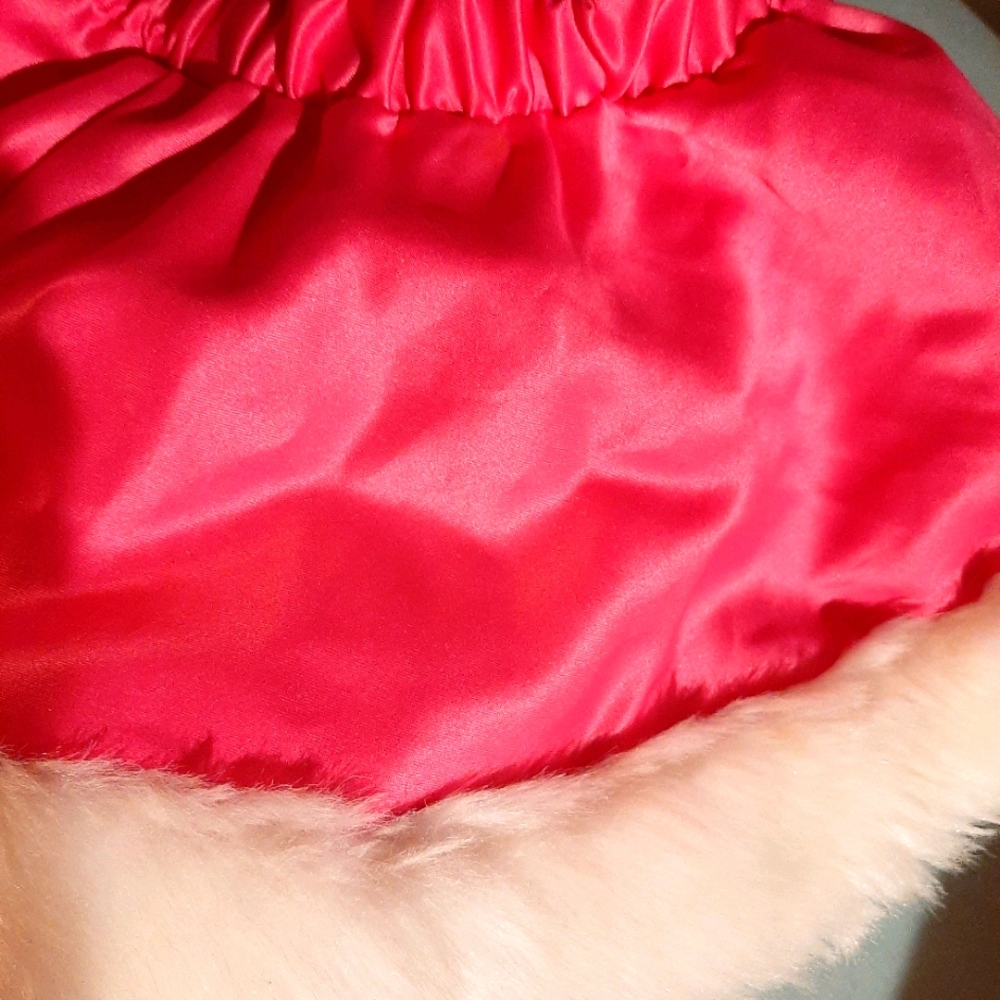 Vic Sec short! Holiday Skirt
